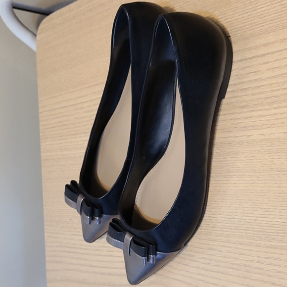 Vince Camuto Pointed Toe Flat with Bow - Picture 3 of 4